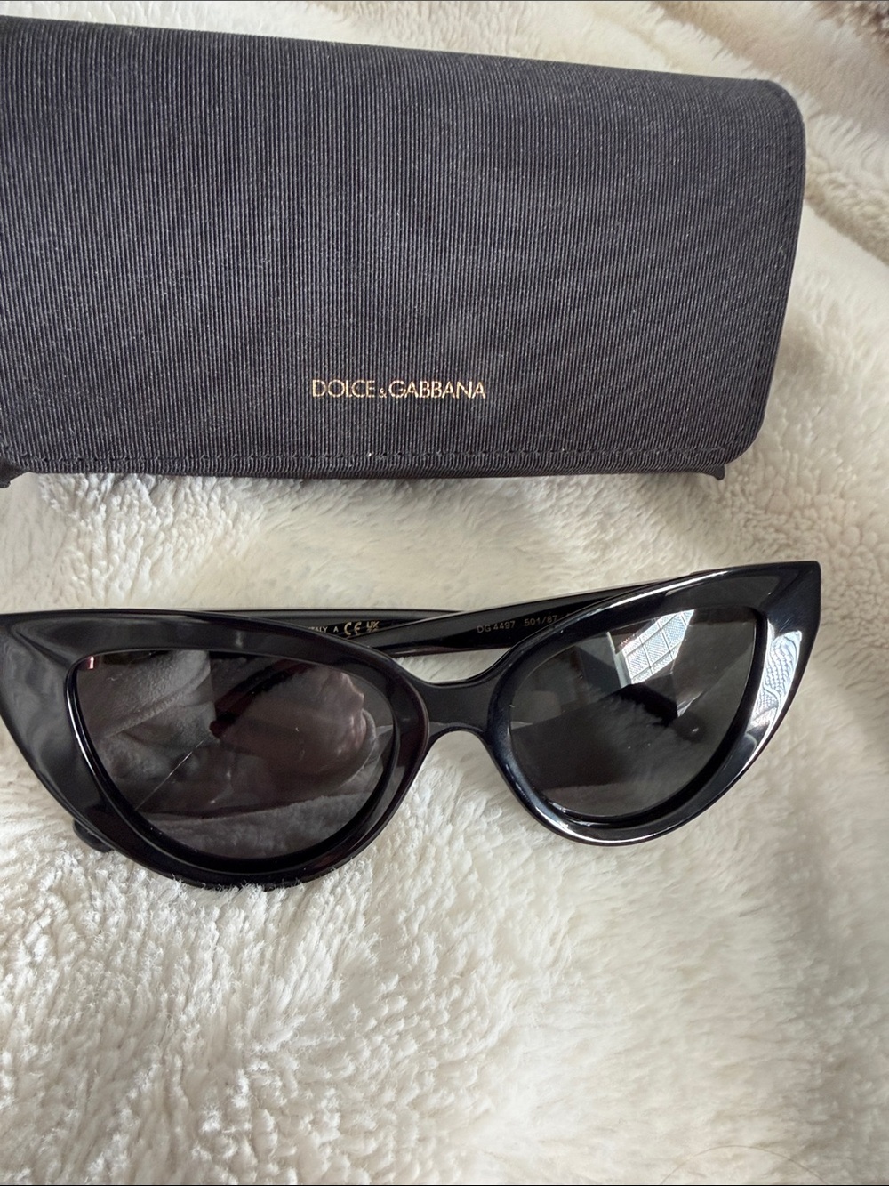 Dolce & Gabbana DG4497 Sunglasses – Black/Gold 🔥🔥🔥